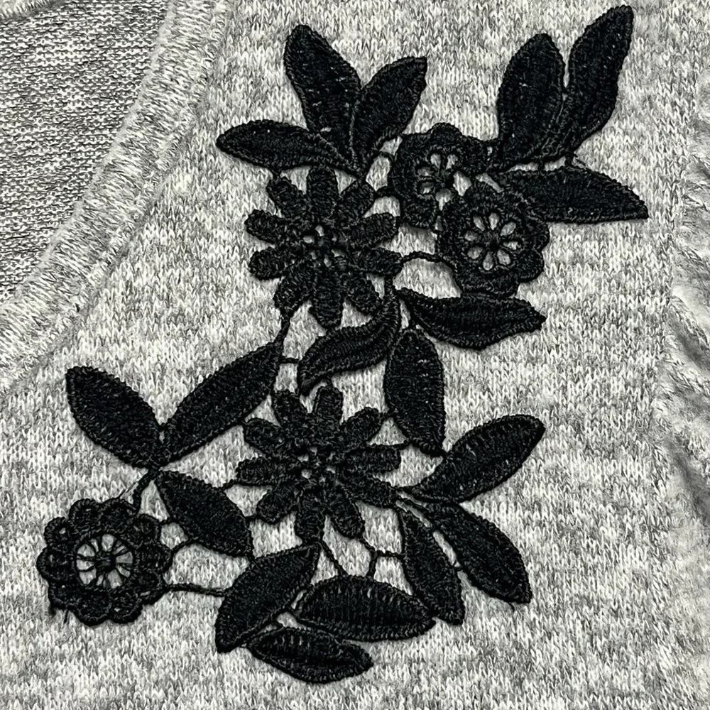 Adrienne Vittadini Gray Sweater with Black Floral Detail
